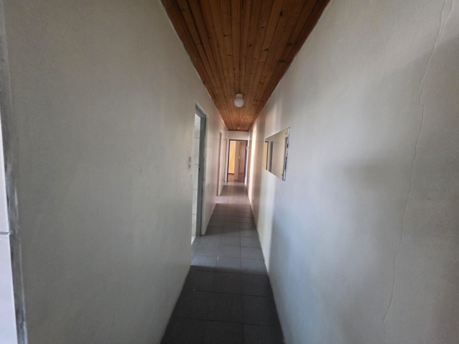 To Let 3 Bedroom Property for Rent in Lambton Gauteng