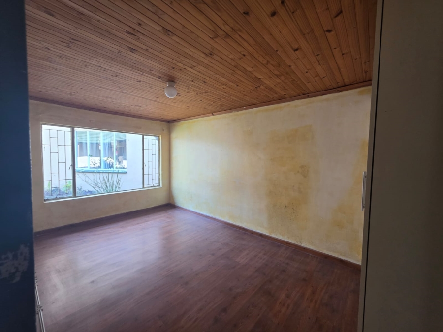 To Let 3 Bedroom Property for Rent in Lambton Gauteng