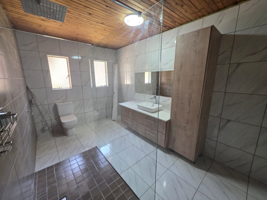 To Let 3 Bedroom Property for Rent in Lambton Gauteng