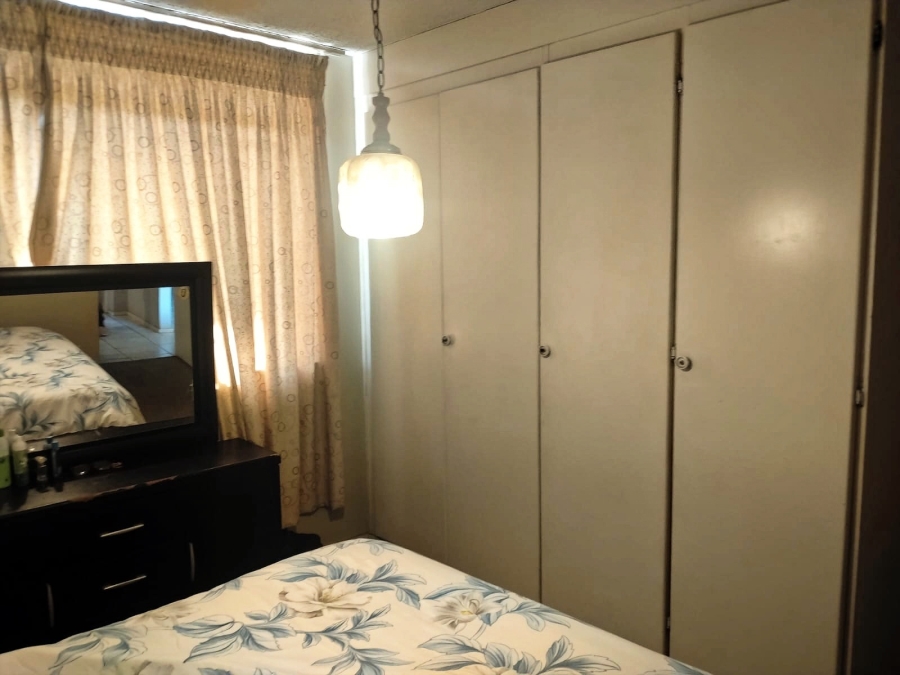 2 Bedroom Property for Sale in Wonderboom South Gauteng
