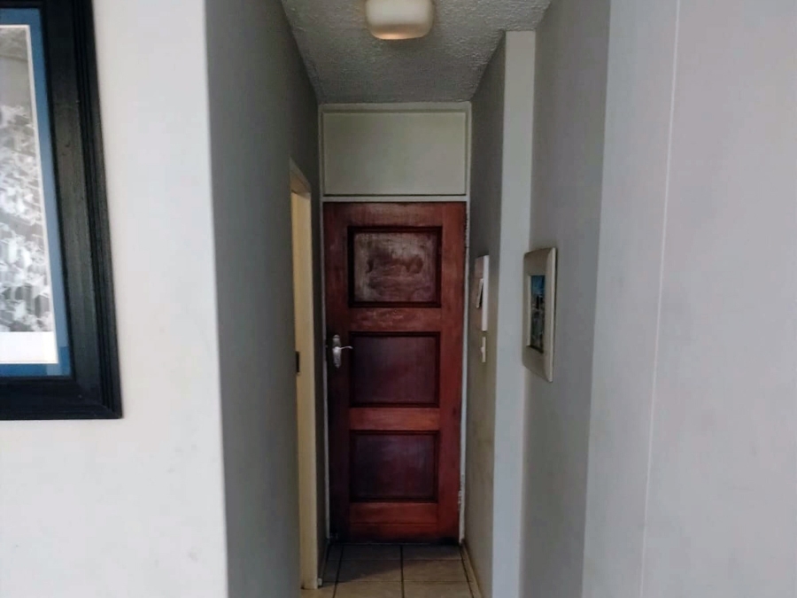 2 Bedroom Property for Sale in Wonderboom South Gauteng