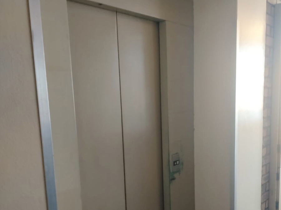 2 Bedroom Property for Sale in Wonderboom South Gauteng