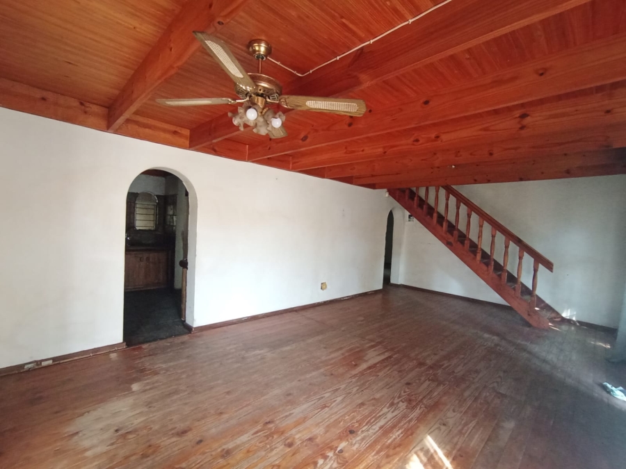 4 Bedroom Property for Sale in Doornpoort AH Gauteng