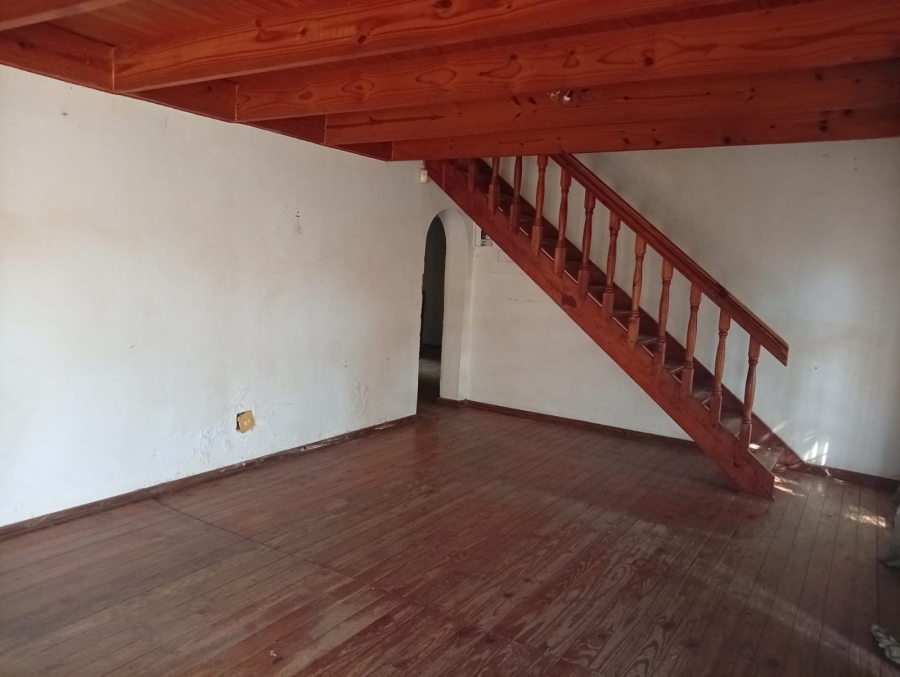 4 Bedroom Property for Sale in Doornpoort AH Gauteng