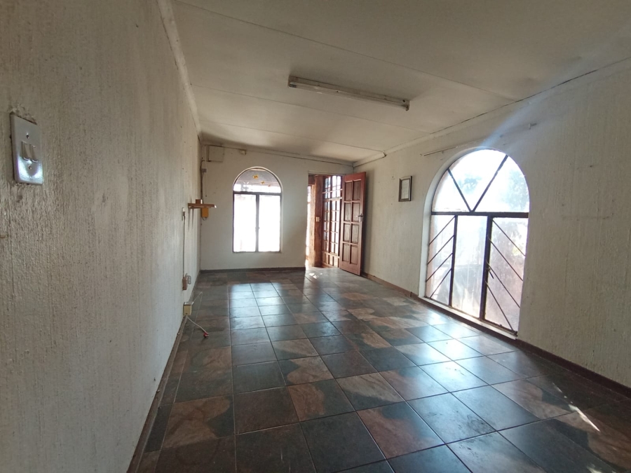 4 Bedroom Property for Sale in Doornpoort AH Gauteng