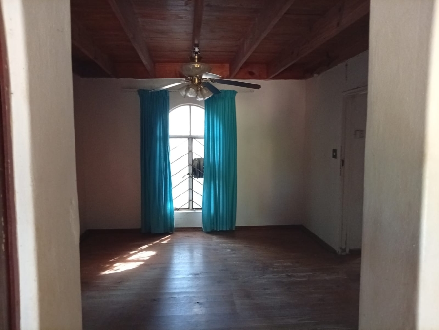 4 Bedroom Property for Sale in Doornpoort AH Gauteng
