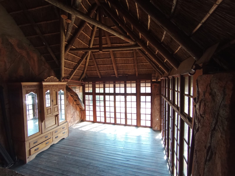 4 Bedroom Property for Sale in Doornpoort AH Gauteng