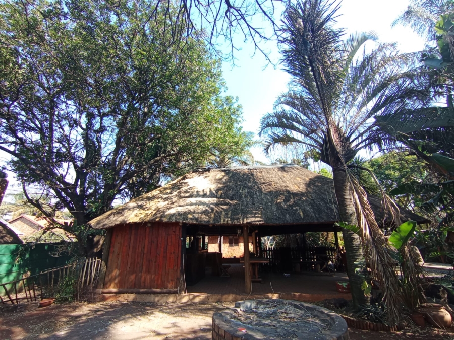 4 Bedroom Property for Sale in Doornpoort AH Gauteng