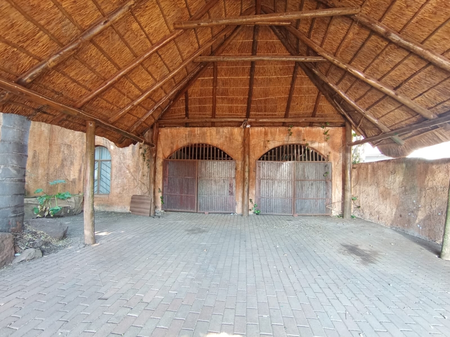 4 Bedroom Property for Sale in Doornpoort AH Gauteng