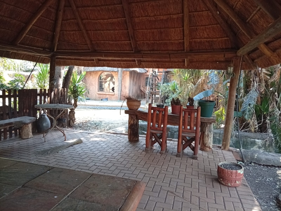 4 Bedroom Property for Sale in Doornpoort AH Gauteng