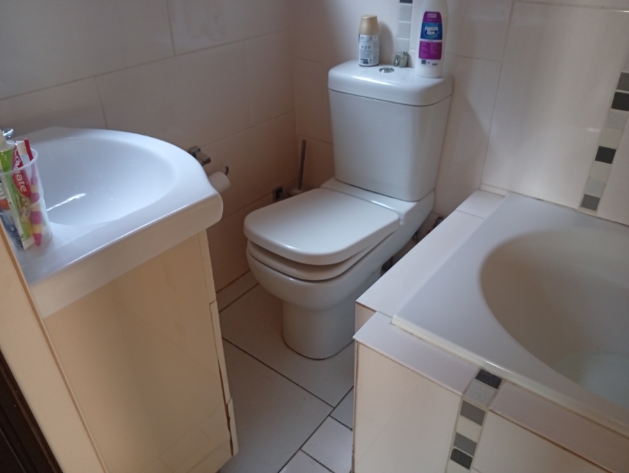 To Let 2 Bedroom Property for Rent in Mamelodi Gauteng