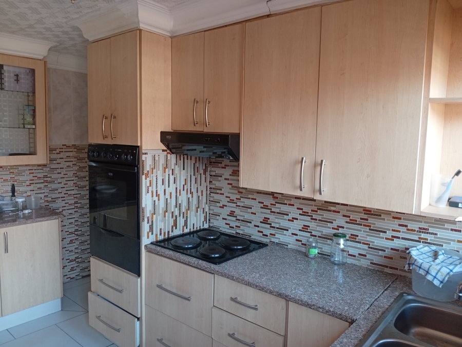 To Let 2 Bedroom Property for Rent in Mamelodi Gauteng