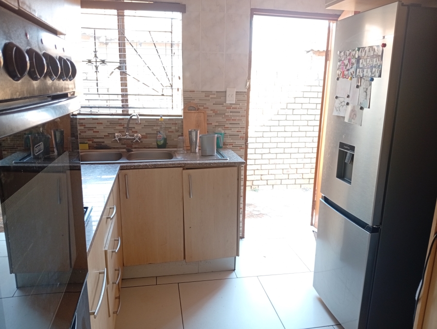 To Let 2 Bedroom Property for Rent in Mamelodi Gauteng