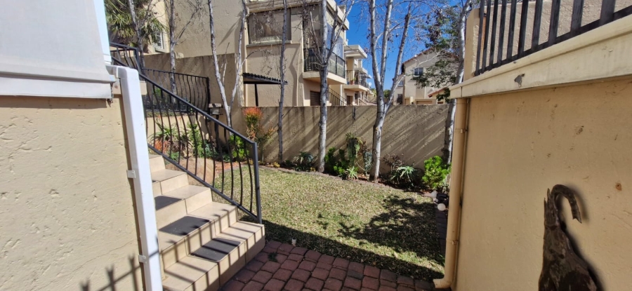 To Let 2 Bedroom Property for Rent in La Montagne Gauteng