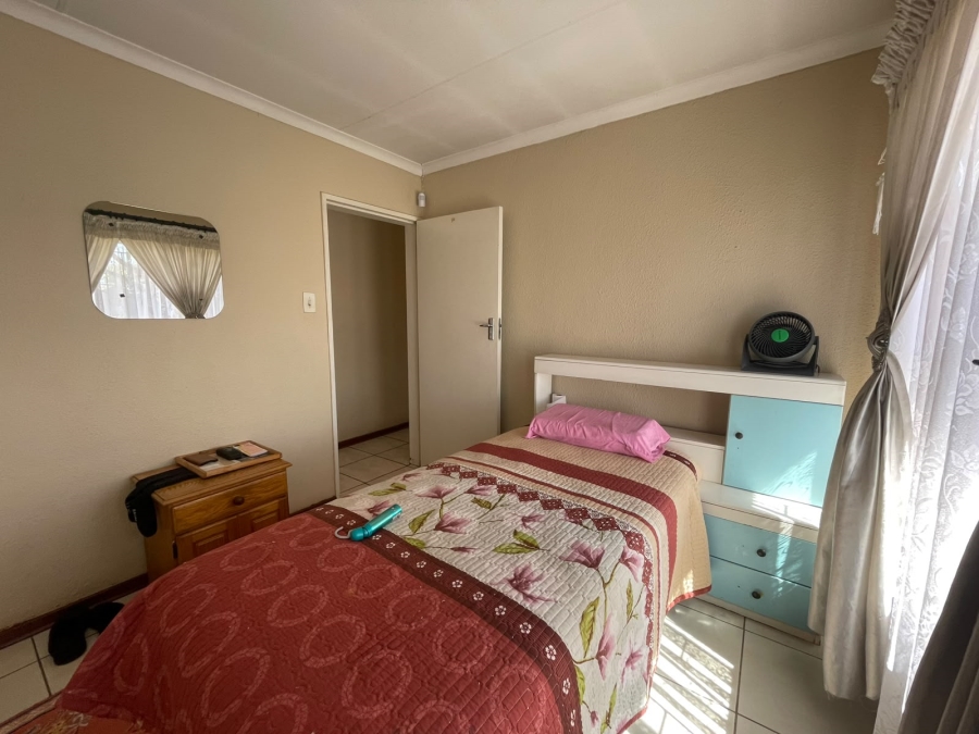 4 Bedroom Property for Sale in Bakerton Gauteng