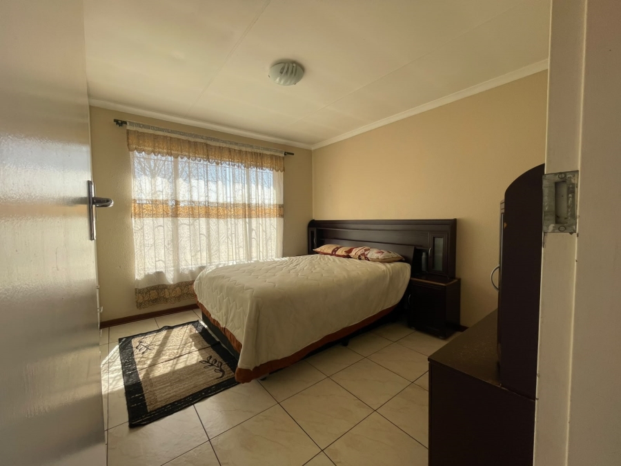 4 Bedroom Property for Sale in Bakerton Gauteng