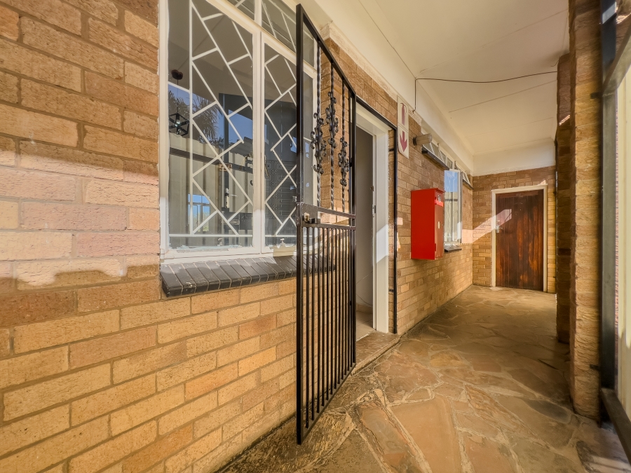 1 Bedroom Property for Sale in Birchleigh Gauteng
