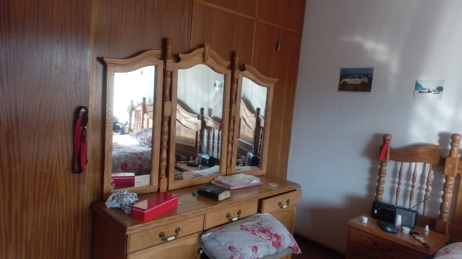 2 Bedroom Property for Sale in Springs Central Gauteng