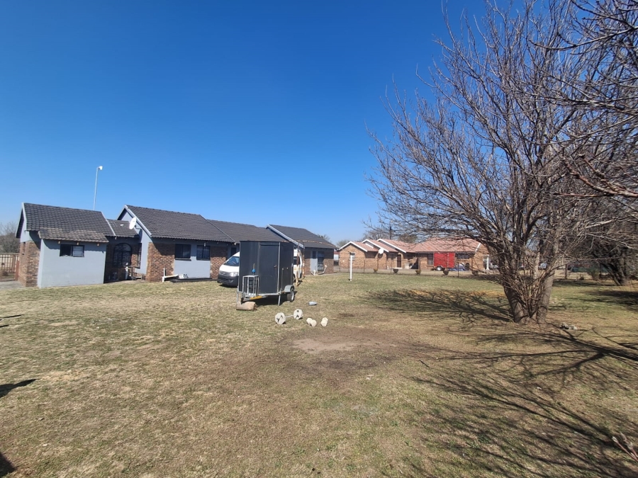 9 Bedroom Property for Sale in Bedworth Park Gauteng