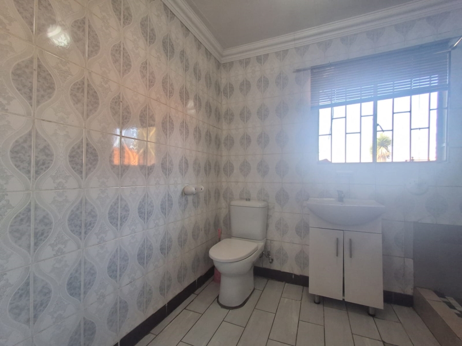 9 Bedroom Property for Sale in Bedworth Park Gauteng