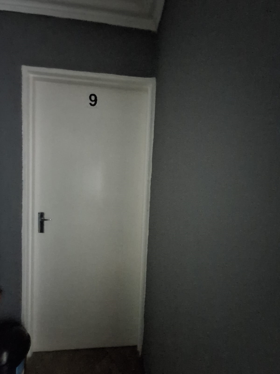 9 Bedroom Property for Sale in Bedworth Park Gauteng