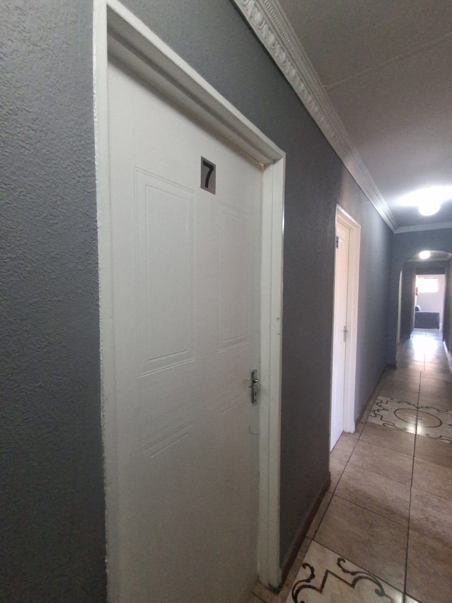 9 Bedroom Property for Sale in Bedworth Park Gauteng