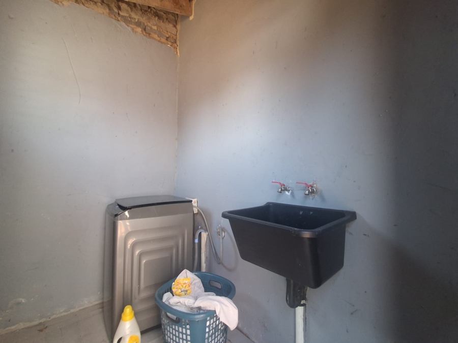 9 Bedroom Property for Sale in Bedworth Park Gauteng