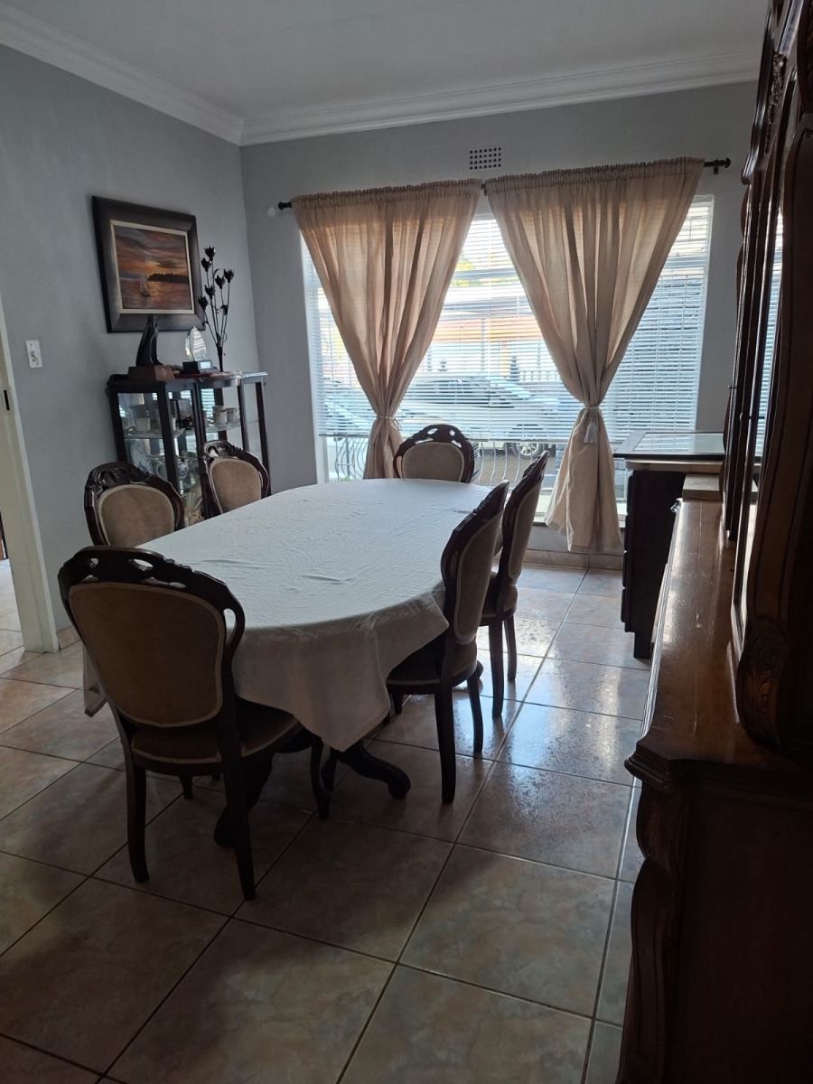 To Let 4 Bedroom Property for Rent in Vanderbijlpark SE 2 Gauteng