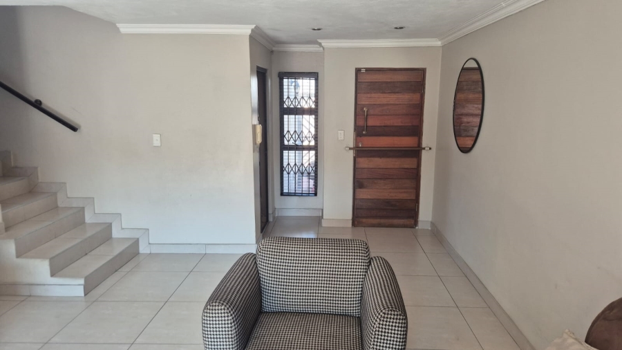 3 Bedroom Property for Sale in Sonneveld Gauteng
