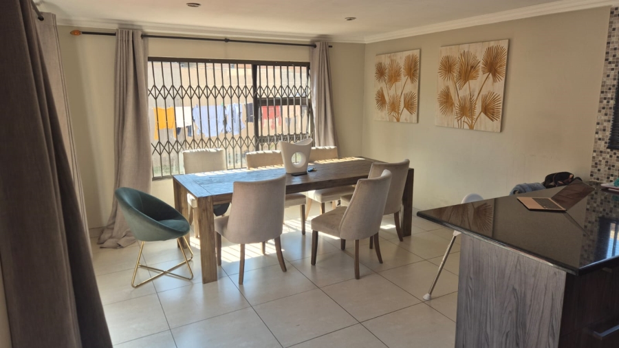 3 Bedroom Property for Sale in Sonneveld Gauteng