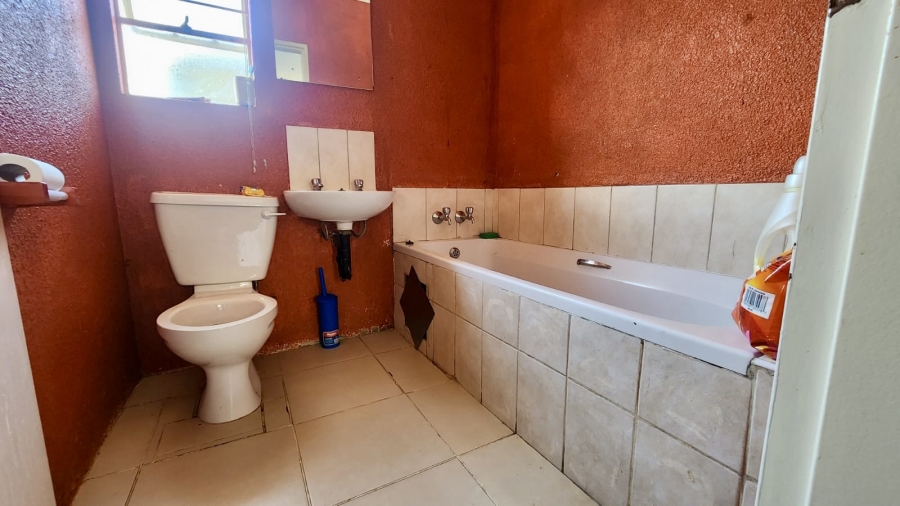 2 Bedroom Property for Sale in Salfin Gauteng