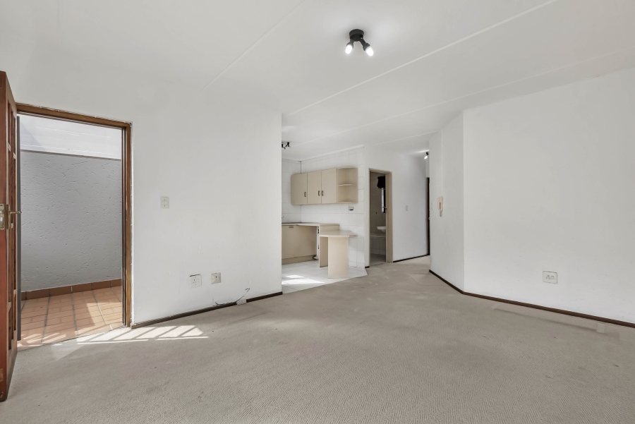 1 Bedroom Property for Sale in Morningside Gauteng