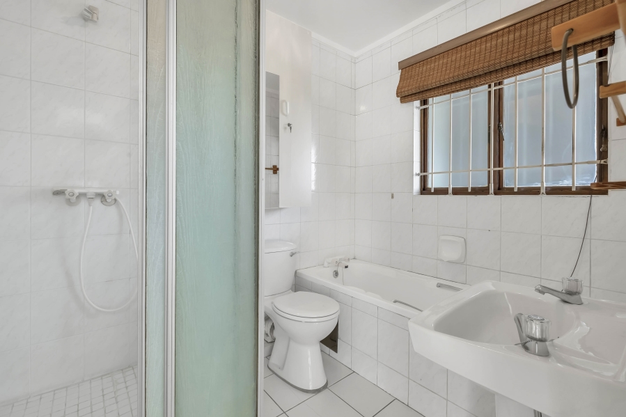 1 Bedroom Property for Sale in Morningside Gauteng