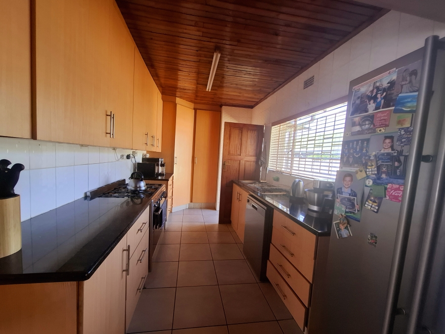 5 Bedroom Property for Sale in Dalpark Proper Gauteng