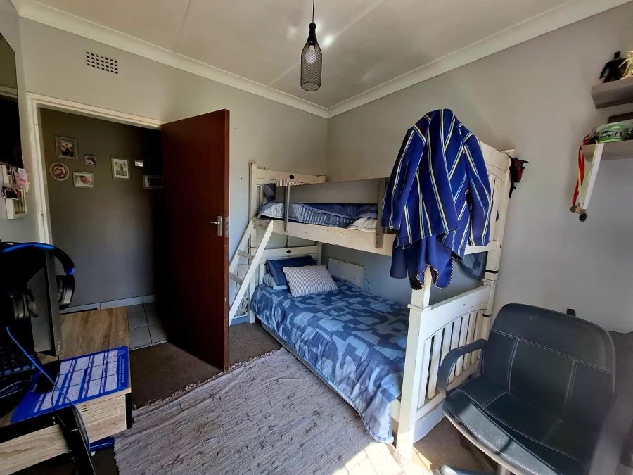 5 Bedroom Property for Sale in Dalpark Proper Gauteng