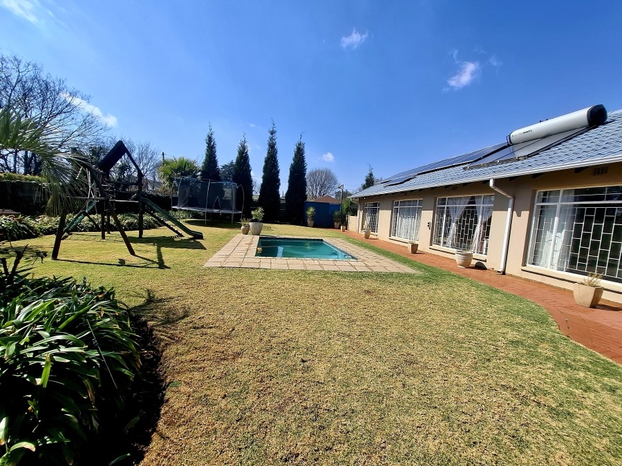5 Bedroom Property for Sale in Dalpark Proper Gauteng