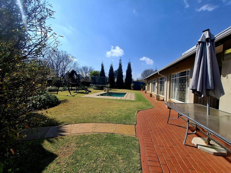 5 Bedroom Property for Sale in Dalpark Proper Gauteng