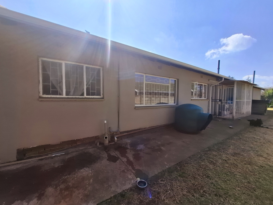5 Bedroom Property for Sale in Dalpark Proper Gauteng