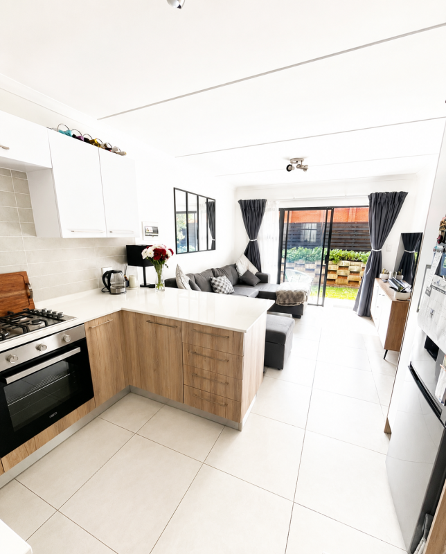 1 Bedroom Property for Sale in Modderfontein Gauteng