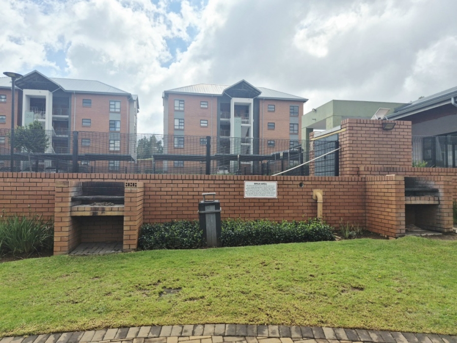 1 Bedroom Property for Sale in Modderfontein Gauteng