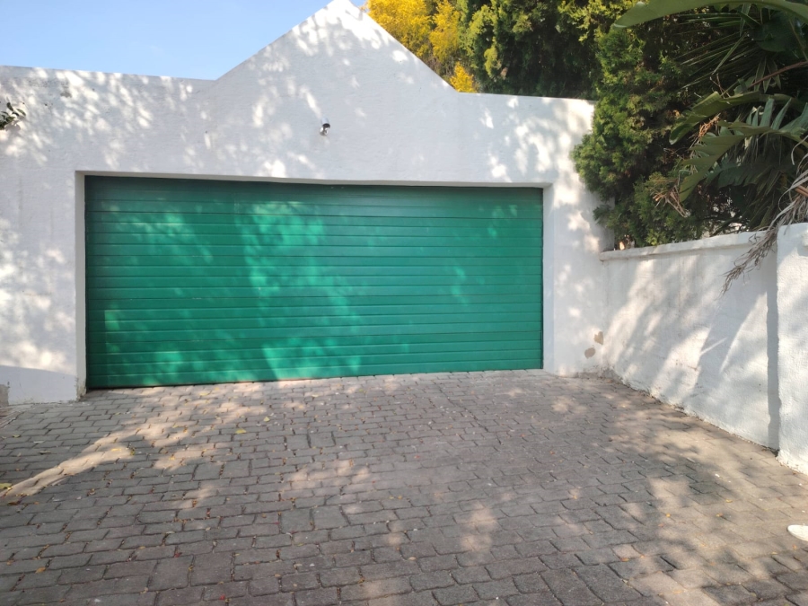3 Bedroom Property for Sale in Vorna Valley Gauteng
