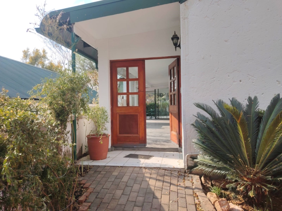 3 Bedroom Property for Sale in Vorna Valley Gauteng