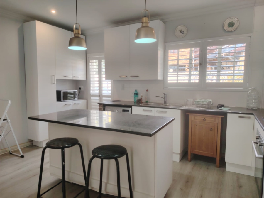 3 Bedroom Property for Sale in Vorna Valley Gauteng