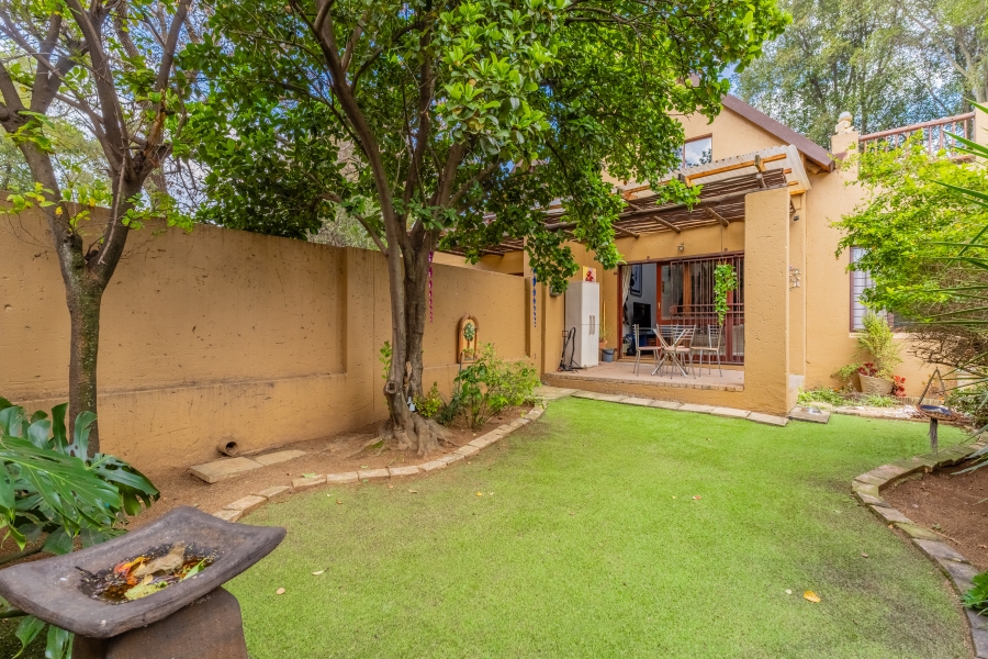 2 Bedroom Property for Sale in Douglasdale Gauteng