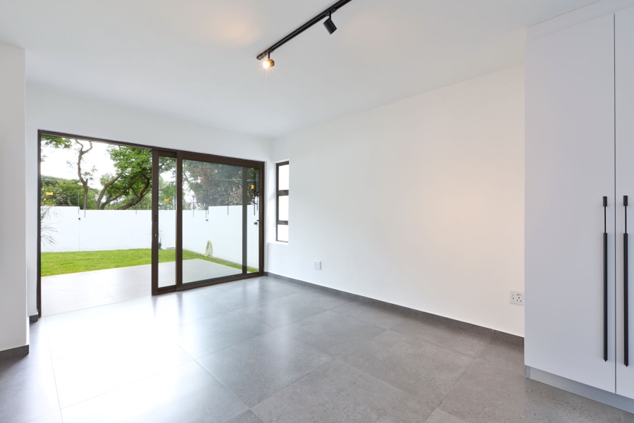 To Let 1 Bedroom Property for Rent in Blairgowrie Gauteng