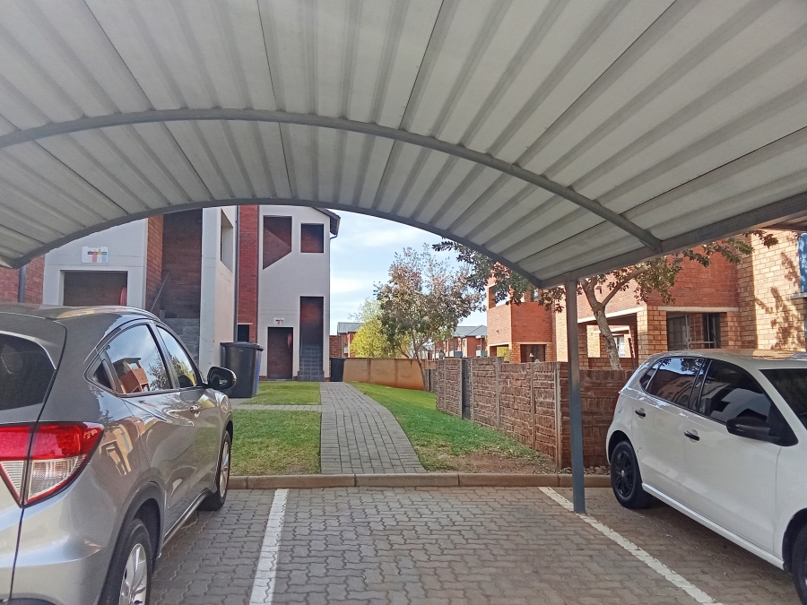 2 Bedroom Property for Sale in Kibler Park Gauteng