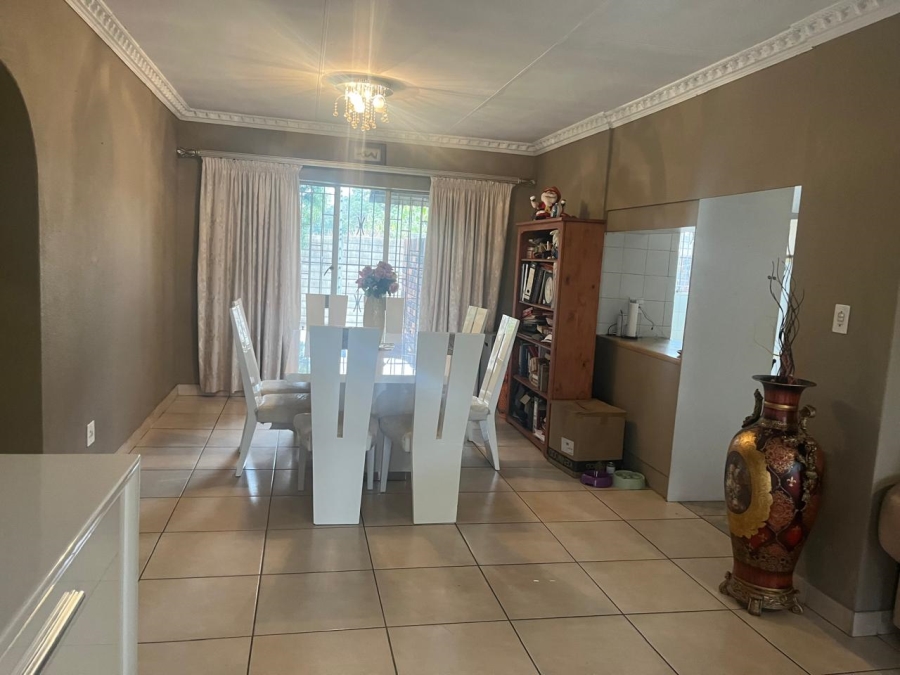 3 Bedroom Property for Sale in Buccleuch Gauteng