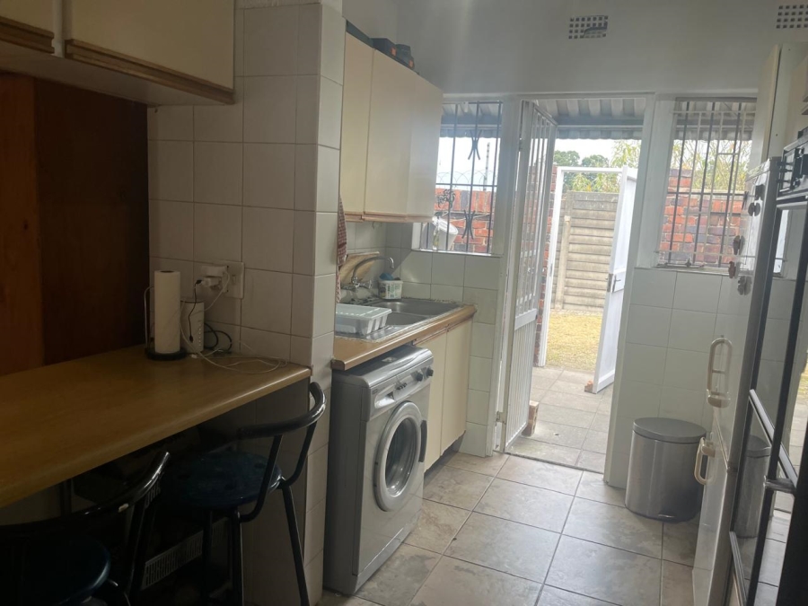 3 Bedroom Property for Sale in Buccleuch Gauteng