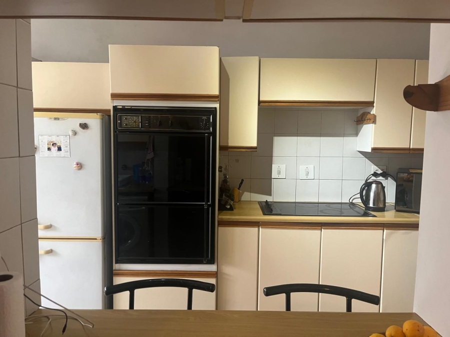 3 Bedroom Property for Sale in Buccleuch Gauteng