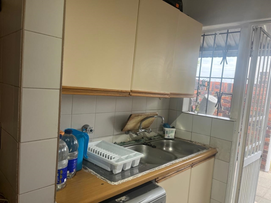 3 Bedroom Property for Sale in Buccleuch Gauteng